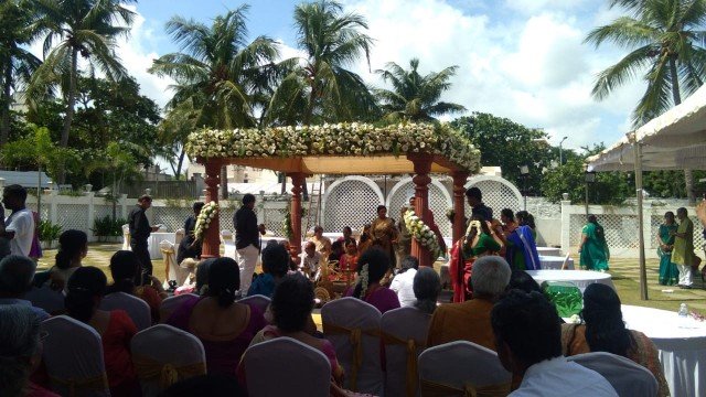 The perfect outdoor wedding ceremony at Chennai Convention Centre